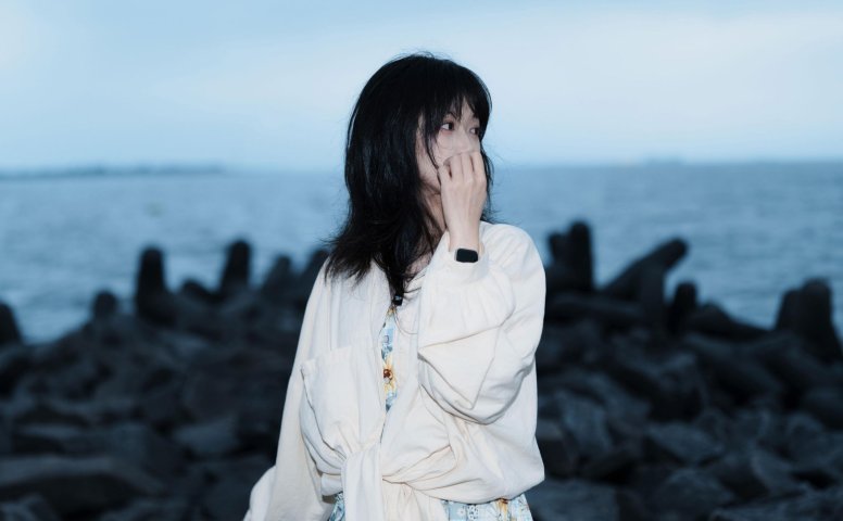 麻瓜社畜小圆 – 《海边情绪》[26P]